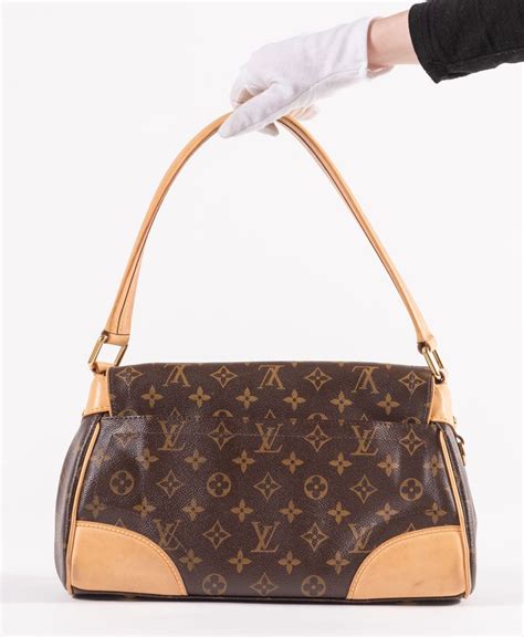 borsa louis vuitton modello tipo busta da letterr immagini|louis vuitton borse donna.